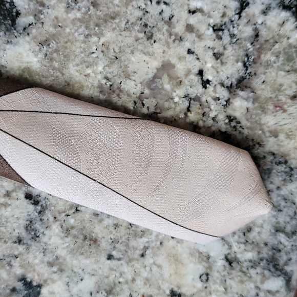 Pierre Balmain Tie - Picture 9 of 13